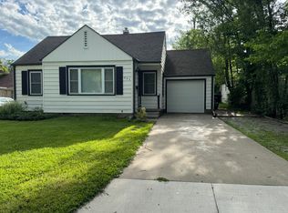934 SW Anderson Ter, Topeka, KS 66606