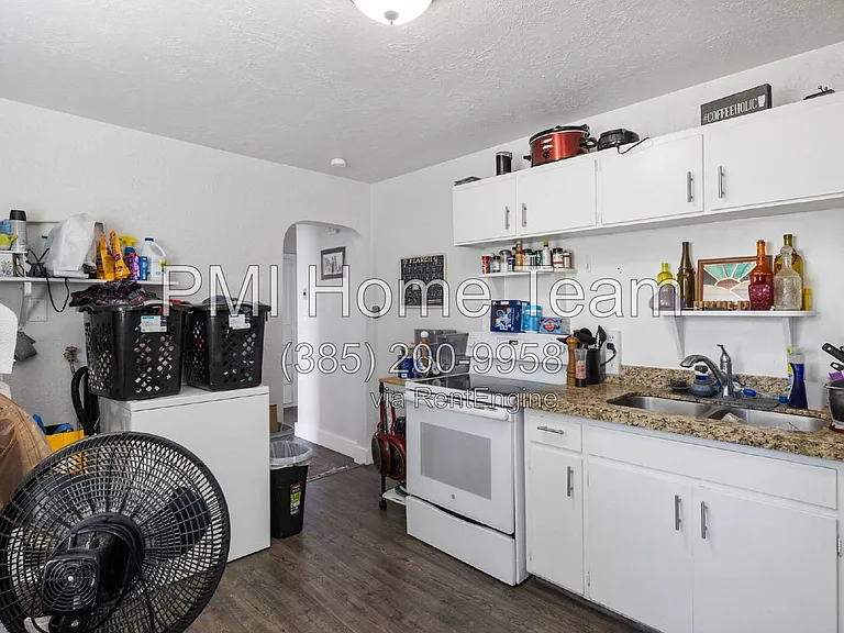 732 Campbell Hts #A — Photo 6