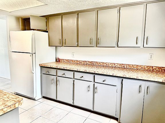 3rd image of 814 Carolina Ave APT B