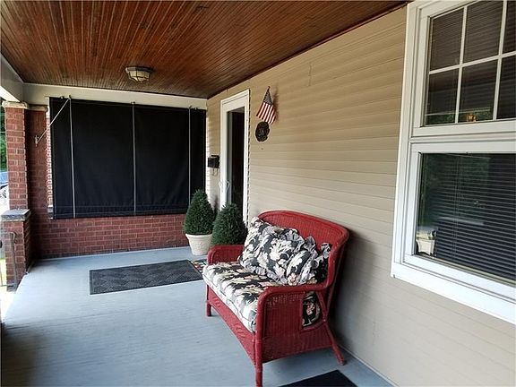 3rd image of 206 Mitinger Ave