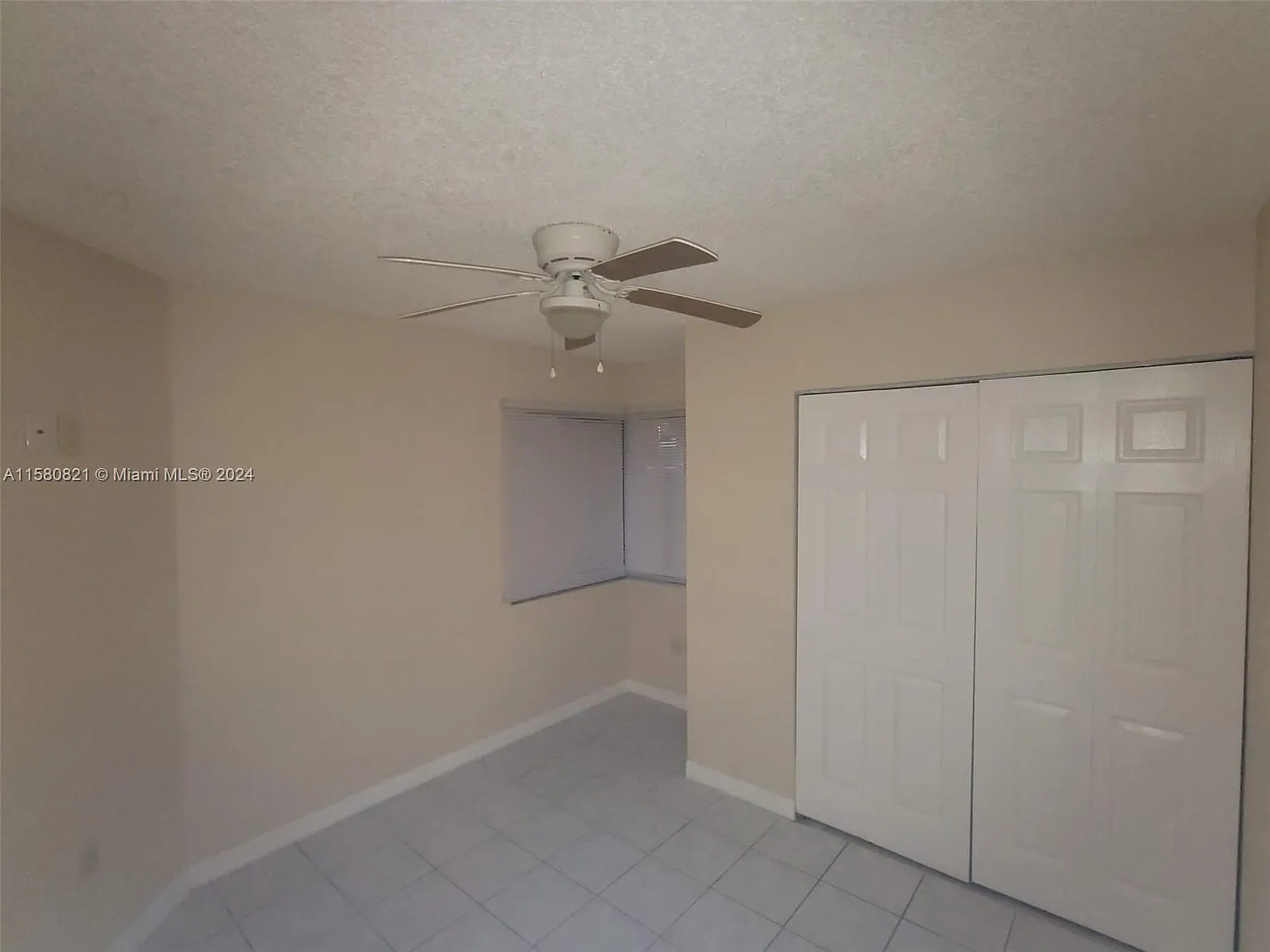 9673 SW 138th Ave — Photo 3