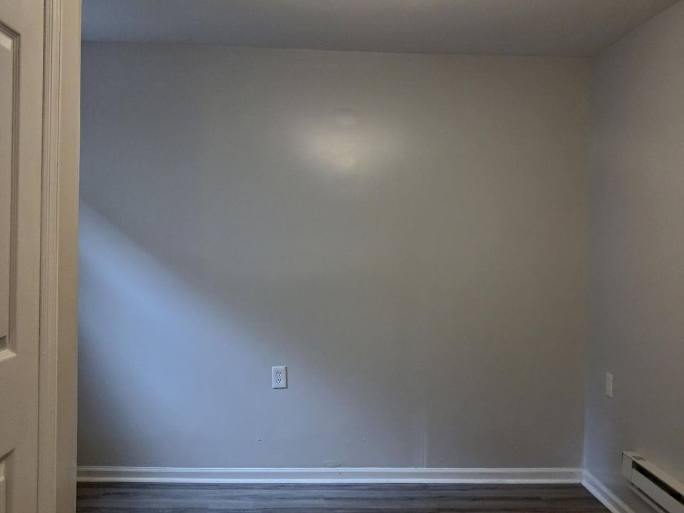 2nd image of 112 Watson Ave #1R