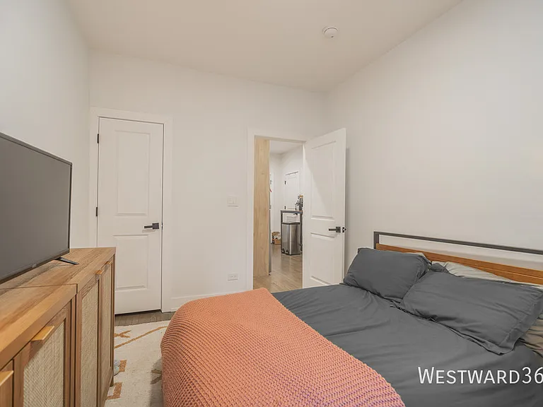6207 N Glenwood Ave #2 — Photo 8