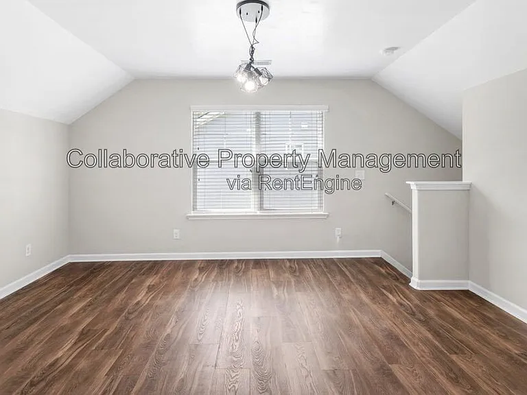 105 Richmond Walk Dr — Photo 17