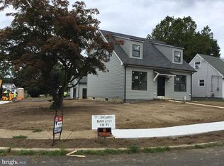 97 Longwood Dr, Hamilton, NJ 08620
