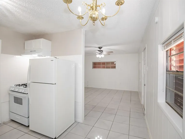 2020B Rosalee St — Photo 6
