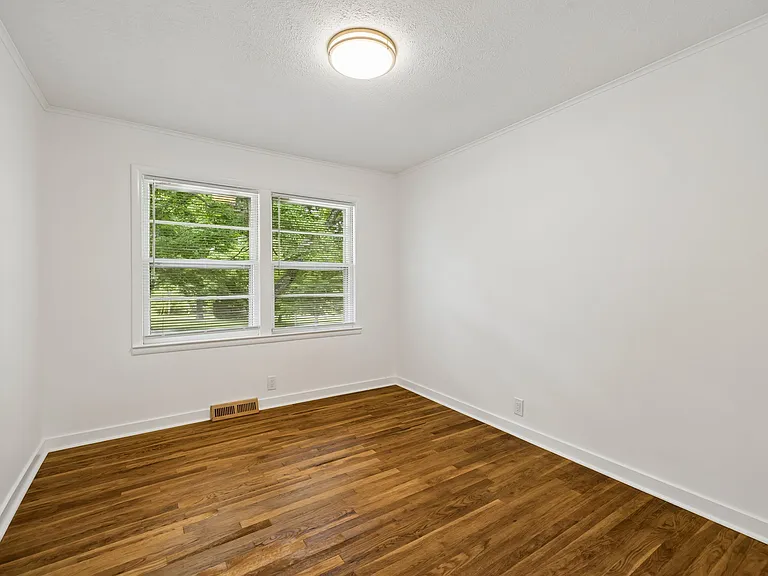 1305 Highway 48 S — Photo 24