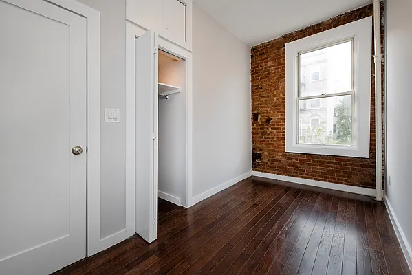 Rented by BH Brokerage Group | media 11