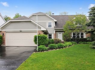 598 Haddon Cir, Vernon Hills, IL 60061