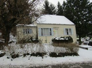 12 N Frazier Run Rd, Wheeling, WV 26003