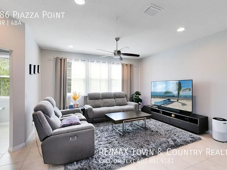 586 Piazza Point — Photo 26