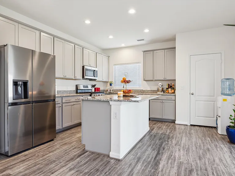 129 Corcoran Ln — Photo 14