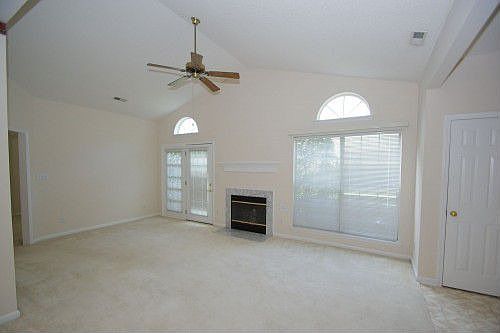 3rd image of 9009 Clifton Meadow Dr