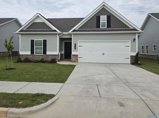 20194 Nightingale Dr, Athens, AL 35611