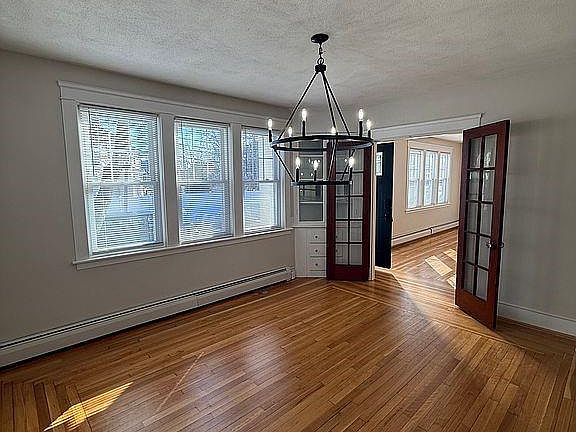 5th image of 59 Colonial Ave