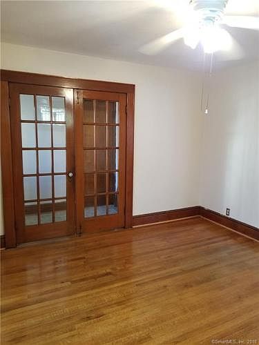 2nd image of 88-92 Kent Ave