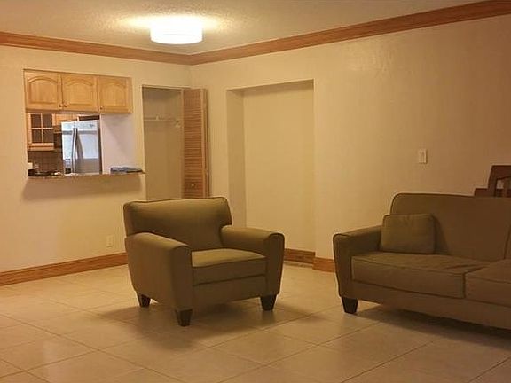 3rd image of 5132 S University Dr