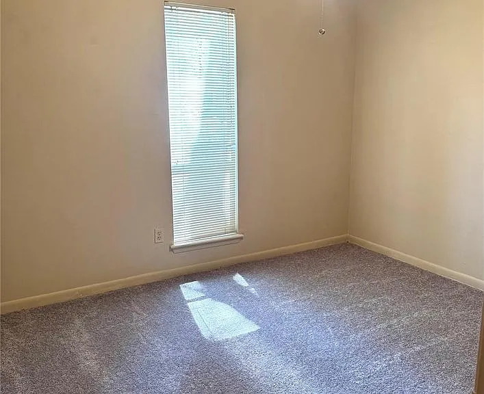 3001 Brook Dr — Photo 9