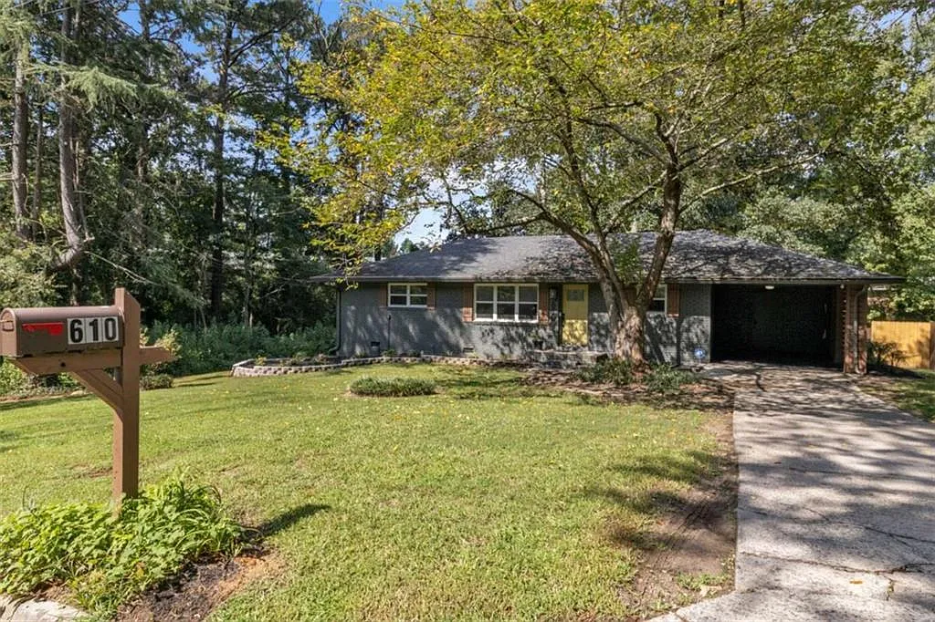3 bed, 2.0 bath, 1150 sqft, $2,700 — Photo 4
