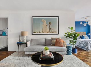 333 E 14th St APT 3G, New York, NY