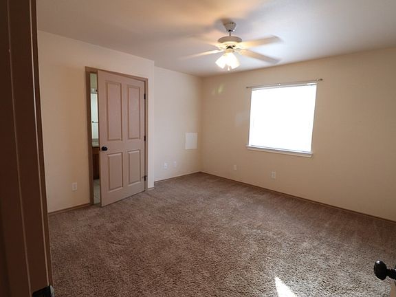 4th image of 122 Amelia Ct