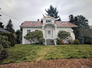 10702 1st Ave NW, Seattle, WA 98177