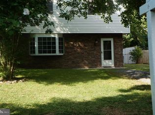 6916 Park Pl, Elkridge, MD 21075
