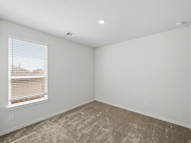 21106 Armstrong County Dr — Photo 24