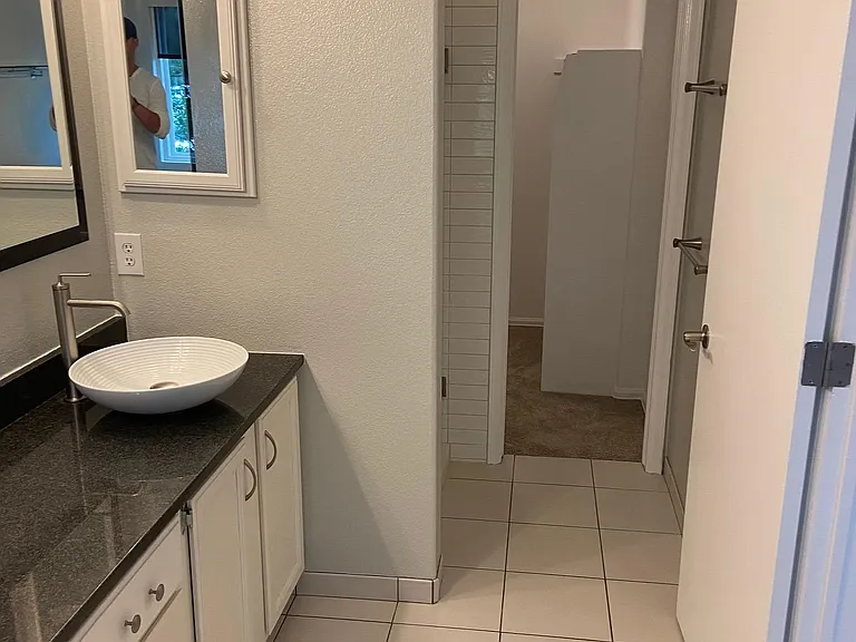 885 Parthenon Ct — Photo 14