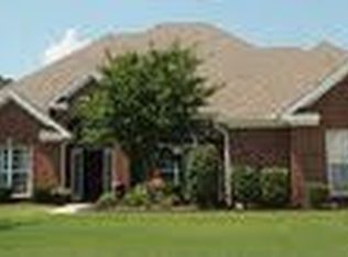 3018 Cobble Farms Dr SE, Owens Cross Roads, AL 35763