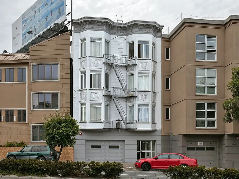 1545 Lombard St — Photo 10