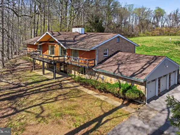 123 Broadbent Rd, Wilmington, DE 19810