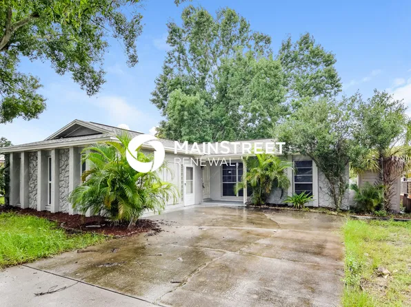 1602 Cromwell Dr, Tarpon Springs, FL 34689