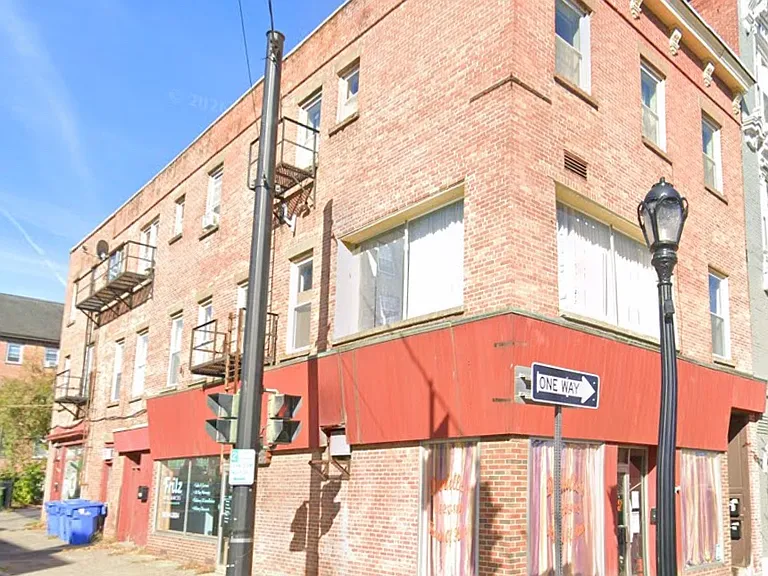 94 Remsen St #3R — Photo 7