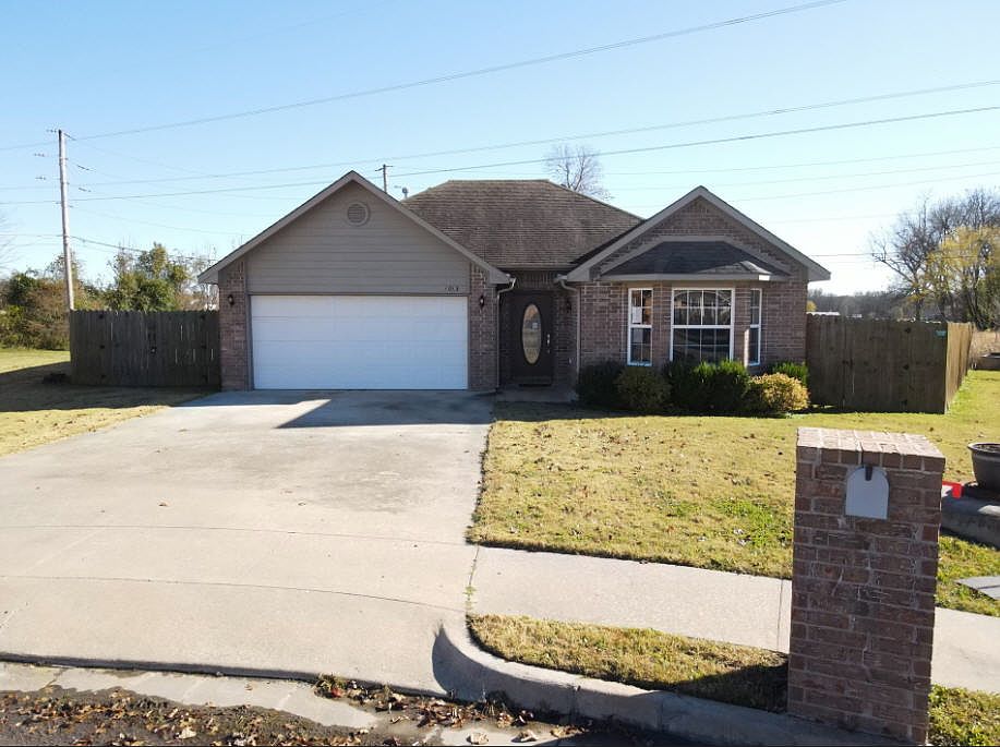 1st image of 4043 Rosewood Pl