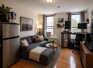 267 E 10th St #5D, New York, NY 10009