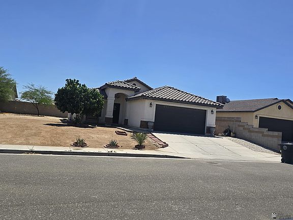 2nd image of 4021 E Hoyos St