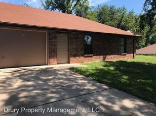 105 Mills Rd #B, Nixa, MO 65714