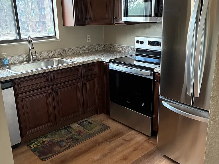 224 Wright St — Photo 10