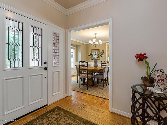 5th image of 4614 Hillard Ave