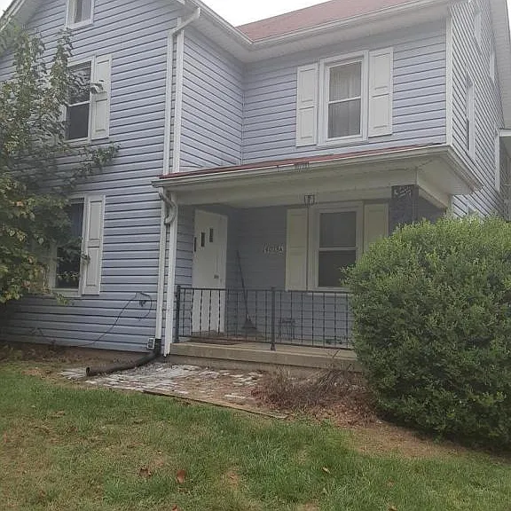 14013 Weaver Ave #B — Photo 2