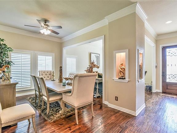 3rd image of 1917 Windsor Place Ct
