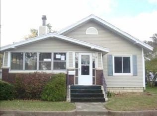 428 W Broadway St, Mishawaka, IN 46545
