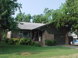 206 Duffee Ave, Eufaula, OK 74432