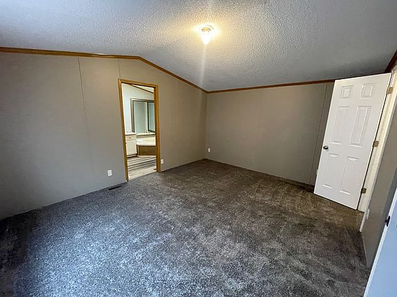 5th image of 4828 Dunhill Rd #826