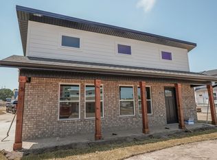 764 N Honey Locust Bnd, Fayetteville, AR 72704