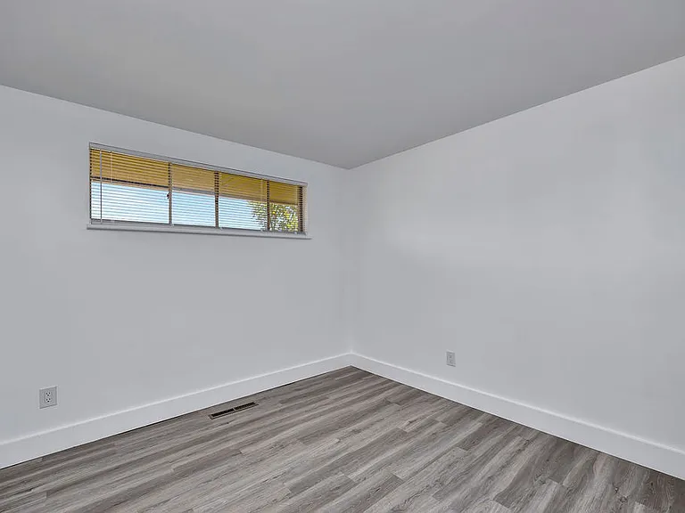 6314 Holbrook Dr — Photo 21