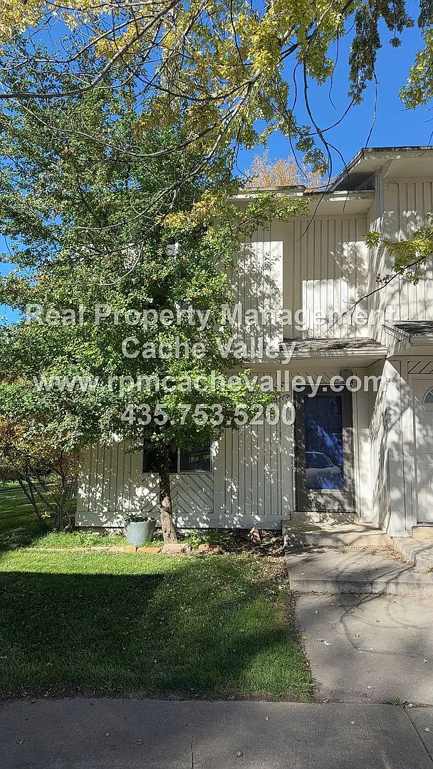 1289 N 400 E — Photo 1