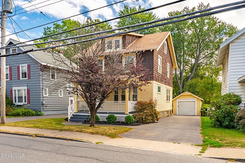 3rd image of 1084 Van Antwerp Road