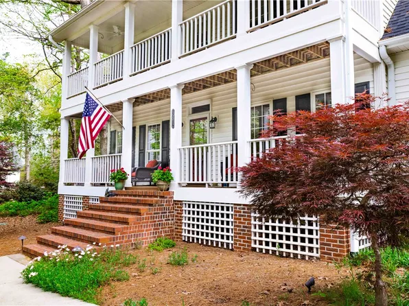 15012 Danube Cir, Seneca, SC 29672